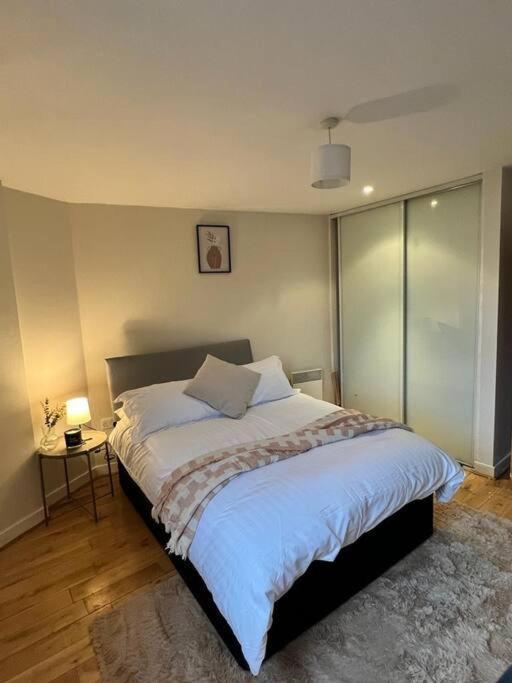 Chic 1 Bed Centrally Located Apartment - Birmingham Jq Exterior photo